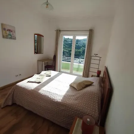 Sunny Hill بيت ضيافة سينترا